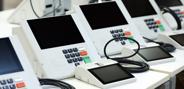 Ao todo, o pleito deste ano contará com 577 mil urnas eletrônicas. Desse total, 224.999 equipame...