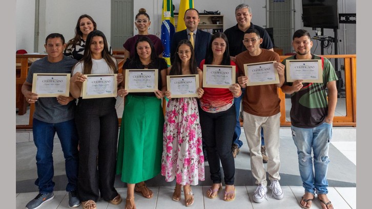 Profissionais que atuaram em localidades de difícil acesso são reconhecidos por seu papel fundam...